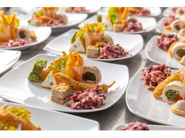 高時給2500円で収入も安定!
今までしてきたお仕事や経験を活かして、
新しい挑戦を是非ここで!
※画像はイメージ