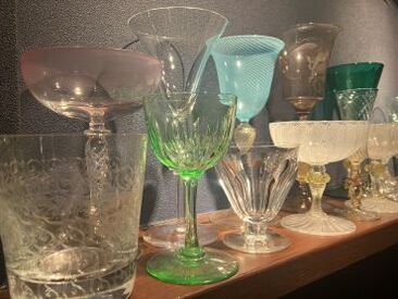 BAR REAL 池袋駅の西口からすぐ！
常連さんから一見さんまで幅広くご利用いただいています◎
落ち着いた雰囲気です☆