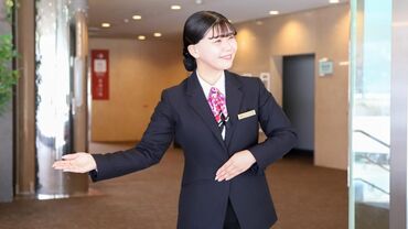 苗場スキー場 「働いてよかった!!」の声が続々☆

苗場という
最高のロケーションで働ける♪
<<マイカー通勤OK>>