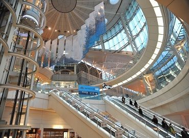 「学校前に…」「学校帰りに…」「とにかく稼ぎたい‼」
どちらでも◎♪
シフトは柔軟に調整します☆