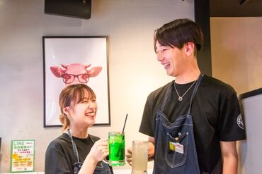 焼肉ライク秋葉原電気街店はなれ※2026年3月中旬OPEN 髪色・ピアス・ヒゲ自由！
飲食店では珍しい！？
ゴテゴテネイルもOK♪
オシャレもバイトも楽しんじゃおう★