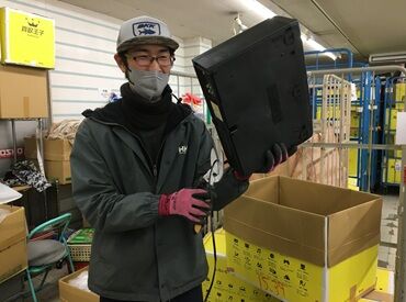 20〜30代スタッフが多数活躍中！  
未経験スタートの仲間もたくさん♪  
明るく気さくな先輩社員が丁寧に教えます★