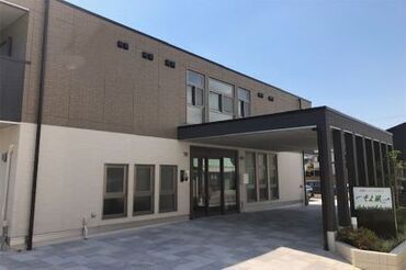高砂ショートステイそよ風 ＼人柄重視の採用です！／
しっかりしたサポート体制で、安心して始められる環境♪
希望の働き方、お気軽にご相談を◎