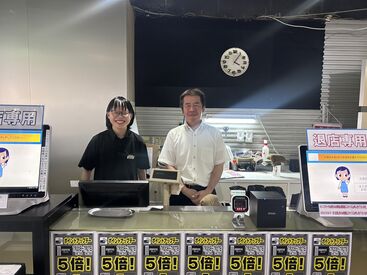 メディアカフェポパイ 三宮店 スタッフはほぼ未経験スタート★
みんなで助け合いながら働くあたたかい職場です♪
