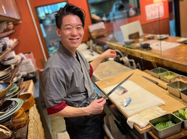鮮魚店直営★味・鮮度ともに自慢の美味しいまかないが無料！（中洲店のみ）
働くスタッフに感謝の気持ちを込めて振る舞います◎