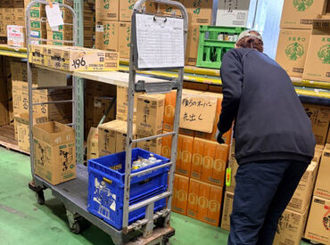 主婦(夫)さんも活躍中★
カートに乗せて運ぶので
一般的な基礎体力があれば◎
無理なく続けられるのもポイント♪