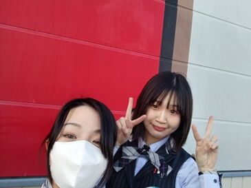 すぐに覚えられることばかり♪
お客様の問い合わせに対応したり、
景品交換をするお仕事です♪