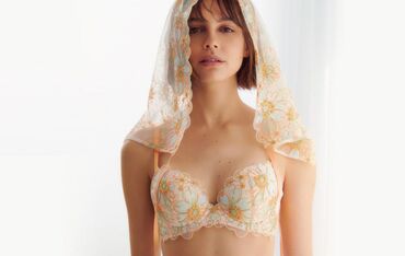 AMPHI(アンフィ)
インナーショップウェア