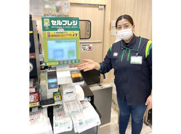 最近のコンビニレジは
とっても操作が簡単♪
セルフレジも導入されているので
負担も少なめです◎