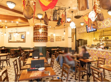 シフトは半月ごとにメールかLINEで提出!
テストや帰省etc.長期休みもOK◎
終電もしっかり考慮します★