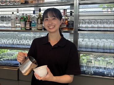 明るいスタッフが多くて楽しく働けること間違いなし◎
無料まかないも美味しいと大好評！