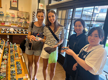 週2日～フルタイム勤務まで大歓迎！
皆さんの予定に合わせて働けますよ◎
土日のみ平日のみもOKです！