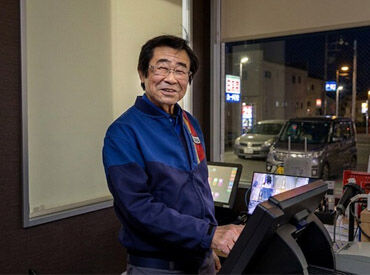 ≪学歴は不問≫40～60代のスタッフ多数活躍中！ほとんど裏方で作業して頂くことになるので、自分のペースで働けますよ◎
