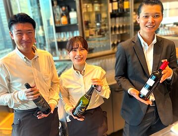 「スタッフ同士の仲の良さが自慢♪」
和気あいあいとした雰囲気で、楽しく働けます★
東京の街が一望できる環境です!!