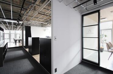 株式会社バレッグス　建築部 ＼フォロー体制バッチリ★／
未経験の方も安心してスタートできるよう、フォロー体制はしっかり完備しています◎