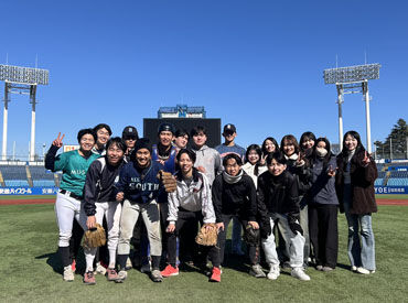 「試合や球場の雰囲気が好き★」
「仲間とワイワイ楽しくやりたい♪」
そんなあなたに☆*。