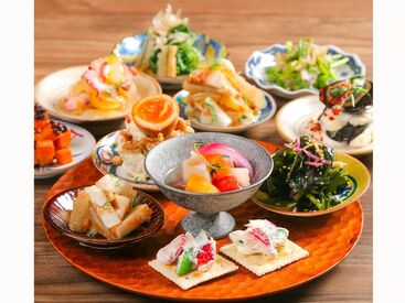 美味しい賄いだって食べれちゃう★
5時間以上勤務⇒「賄い無料」
5時間未満⇒1食250円にて提供（希望者のみ）