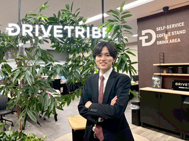 チームワーク抜群! 困った時は助け合いながら働いています◎
未経験でも先輩が丁寧に教えるので安心してくださいね♪