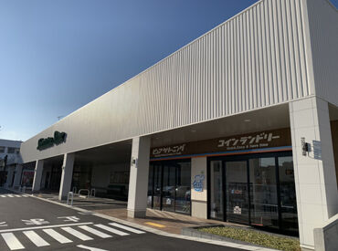 ピュアクリーニング　静鉄ストア藤枝駅南店	 ★週5日勤務できる方、積極採用中★
【しずてつストア 藤枝駅南店の横】の店舗です！