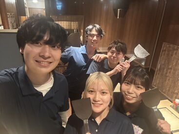 渋谷マスダ亭 ＼未経験OK／
バイトデビューにもピッタリ☆彡
大学生が多いので友達作りにも◎