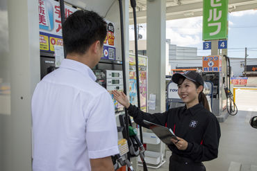 接客未経験の方も笑顔で対応ができればOK◎
セルフのガソリンスタンド★給油作業なし♪
接客業務が中心です!