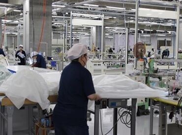 マンツーマンでの研修を終えてから作業に入ってもらうのでご安心ください☆
新工場のため、綺麗な職場です!(冷暖房完備)