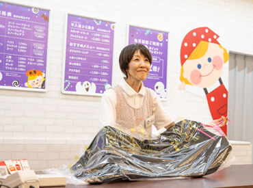 クリーニング アニカ　ヤオコー高麗川店 【あたたかい雰囲気で接客しやすい♪】
いつもの常連さんも多く、馴染みやすいですよ◎
お仕事は先輩が丁寧にお教えします！