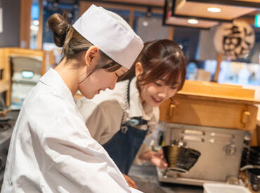 アルバイトが初めての方も大丈夫◎
分からないことがあれば何でも先輩へ相談してくださいね！