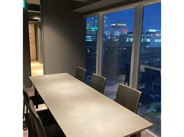 落ち着いた雰囲気で働きたい方におすすめ★
質の高い接客スキルを身につけたい方には最適です!