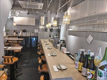 《オープニングスタッフ募集》
14席の小さなお店なので落ち着いて勤務可能♪