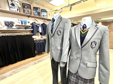 ★友達との応募歓迎!★
春休み・冬休みの間にしっかり稼げる短期バイト。
先輩たちも優しく教えますので、未経験でも心配なし!