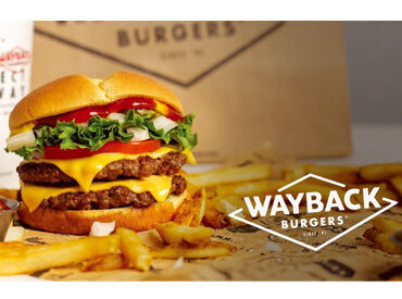 WAYBACK BURGERS ニセコ 「英語を使って働きたい」
「語学力を磨きたい」あなたにピッタリ！
ハンバーガーが無料で食べられるまかない付き♪