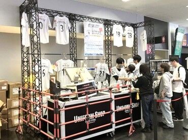株式会社MAYA STAFFING/Y18-01805-1 プロ野球の熱気を間近で感じながら、仲間と一緒に楽しく働ける公式グッズショップです♪