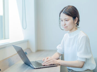 株式会社ワンキャリア ＼週1回在宅OK／
最初は…出社して教えてくれるから安心♪
資格や経験のない方でも大丈夫◎
平日週5勤務で無理なく安定収入GET★