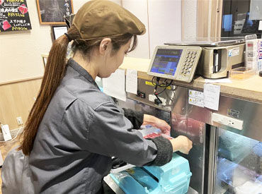 「これは…ロース??ハラミ??」そんなレベルでも◎
分からないことは遠慮なく聞いてくださいね♪
まずは[職場見学]もOKです！！