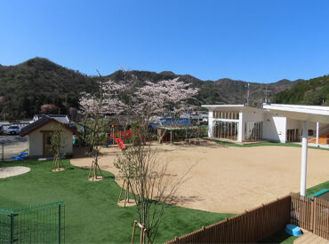 社会福祉法人青葉台福祉会　青葉台こども園 「朝は子どもを保育園に送りたいから遅めに…」
「週5でガッツリ稼ぎたい」など
自分のライフスタイルにあった働き方ができる◎