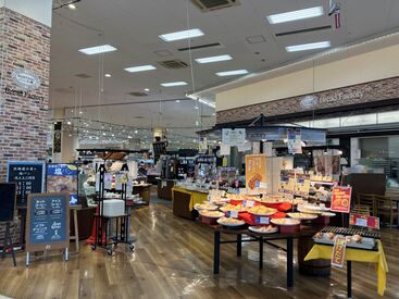 小さい時憧れたパン屋さんバイト♪
学生さんから主婦の方まで広く活躍中です!