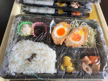 美味しいお弁当も毎日注文可能！
いろはの美味しいお弁当が２００円で食べれます☆ミ