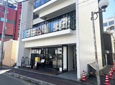 ●.*≫シフト融通ピカイチ！≪*.●
お子さま都合のお休み等もバッチリ叶うから
腰を据えて長～く活躍するスタッフがほとんど！