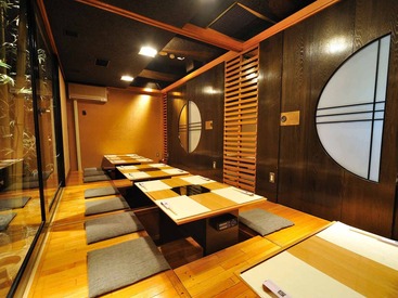 《ワンランク上の接客》
しっかりした接客マナーを身に付けることができるので、
就職活動中の学生さんにもオススメです☆