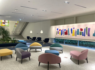 株式会社　トーハン 洗練されたデザインのオフィスでお仕事♪出社するのが楽しみになります★