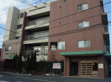 川崎ナーシングヴィラそよ風 ＼正規フルタイム社員の募集です！／
30～50代を中心に、全世代のスタッフ在籍！
世代を超えて、自然と打ち解けられる職場です＊