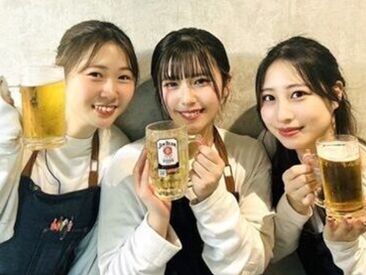 学生STAFF活躍中☆
シフト提出も2週ごとで調整もしやすい◎
絶品まかないも無料で食べ放題！