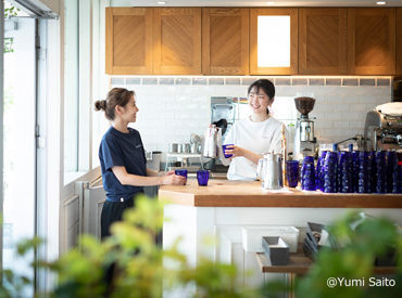 RHC CAFE　名古屋店（ららぽーと名古屋みなとアクルス）/RH-C0004 カフェが好き/ファッションが好きな方は必見！20～30代のスタッフが多数活躍中です。
シフト相談OK！フリーター大歓迎◎