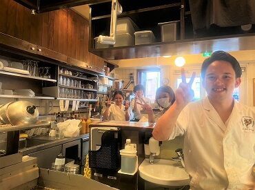 スタッフのみんなが働きやすいと思える環境を大切に◎
アルバイトから正社員を目指すスタッフも多数☆
そんな方も応援してます◎