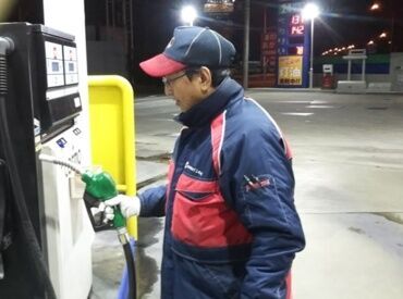 ≪学歴は不問≫20～50代のスタッフ多数活躍中！ほとんど裏方で作業して頂くことになるので、自分のペースで働けますよ◎