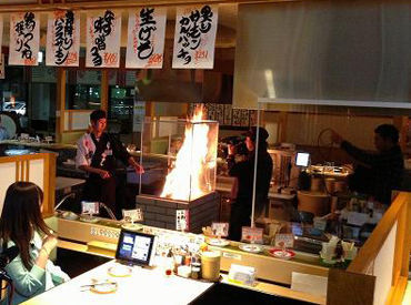 魚魚丸 豊橋西岩田店 ／一緒にオープニングを盛り上げませんか？＼
みんな同じタイミングのスタートだから同期がいっぱい♪
安心してご応募ください！