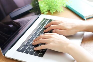 太田税務署 ★人気の官公庁バイト★
最大3ヶ月間期間限定で
事務スタッフを大募集！

▼私服OKで髪型・髪色自由♪▼
ピアス・ネイルもOK◎