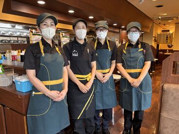 小黒店です！
プライベートでもご飯にいくほど仲が良い職場です！！
女性活躍中！主婦さん学生さんが多く在籍しています！