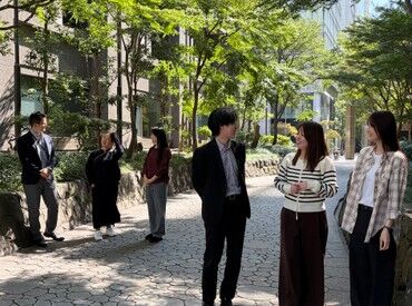研修はしっかり丁寧に実施!
わからないことがあれば
先輩や社員が横でサポートします◎